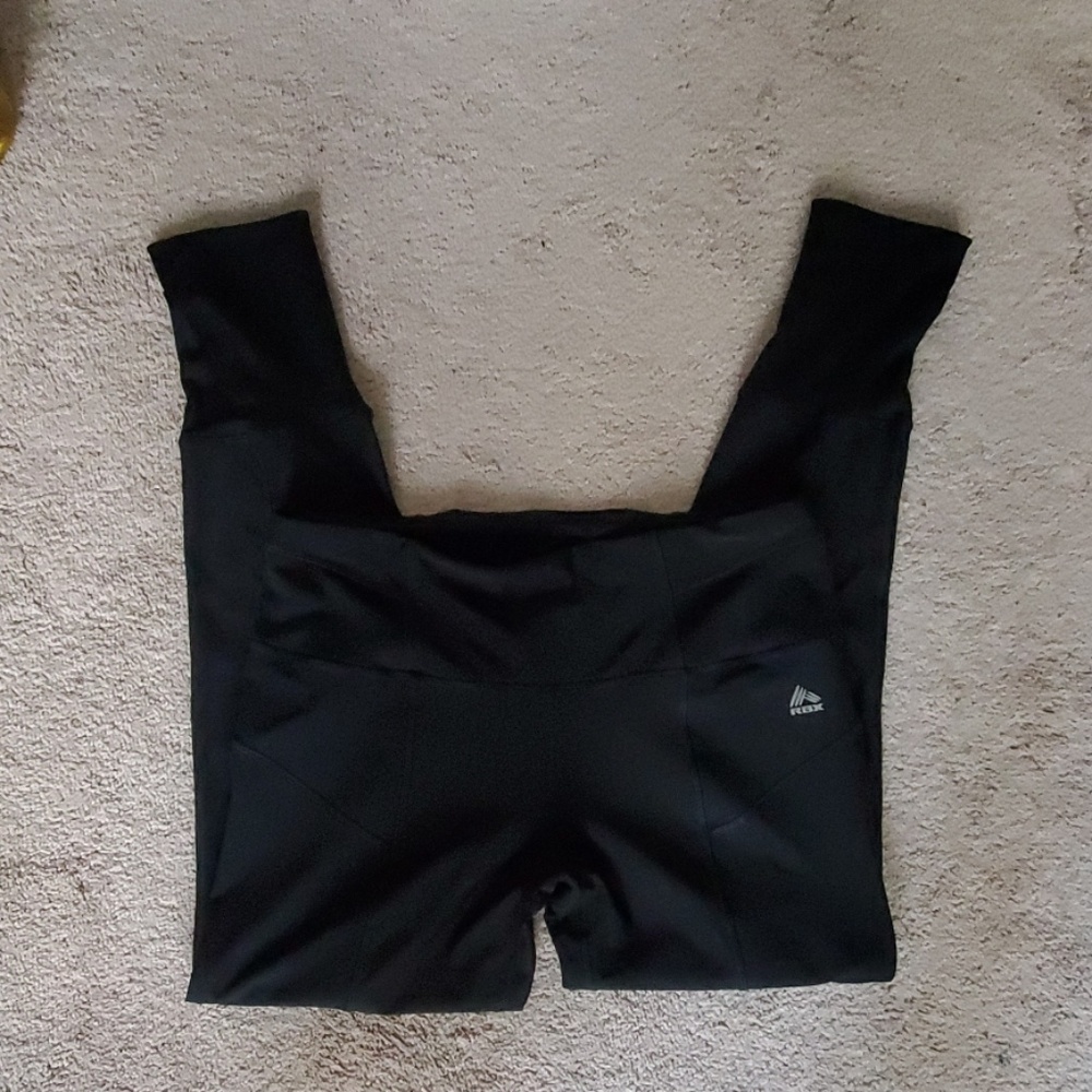 RBX workout leggings with elastic legs and waist